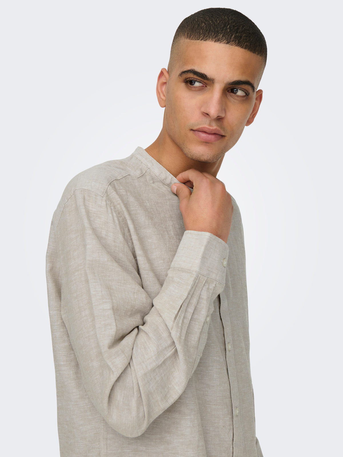 veron-media-2978800