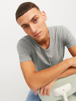 veron-media-675225