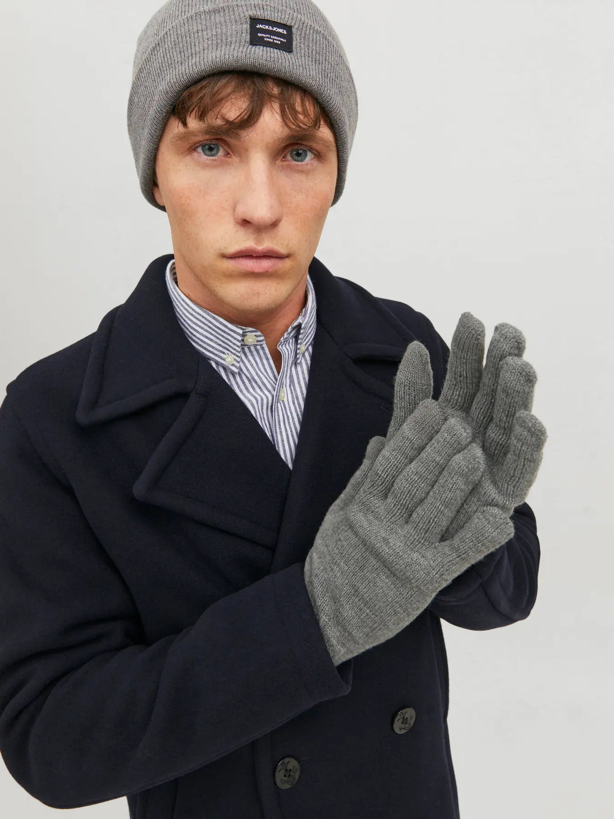 veron-media-4521386