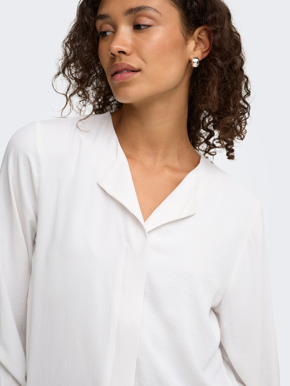 veron-media-1070610