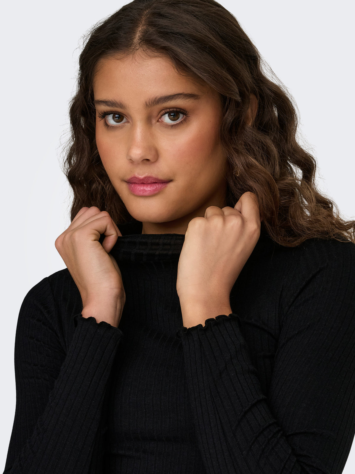 veron-media-1072444